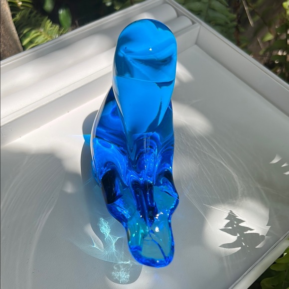 Sold-Titan Art Glass Blue Bird Figurine - Picture 3 of 4